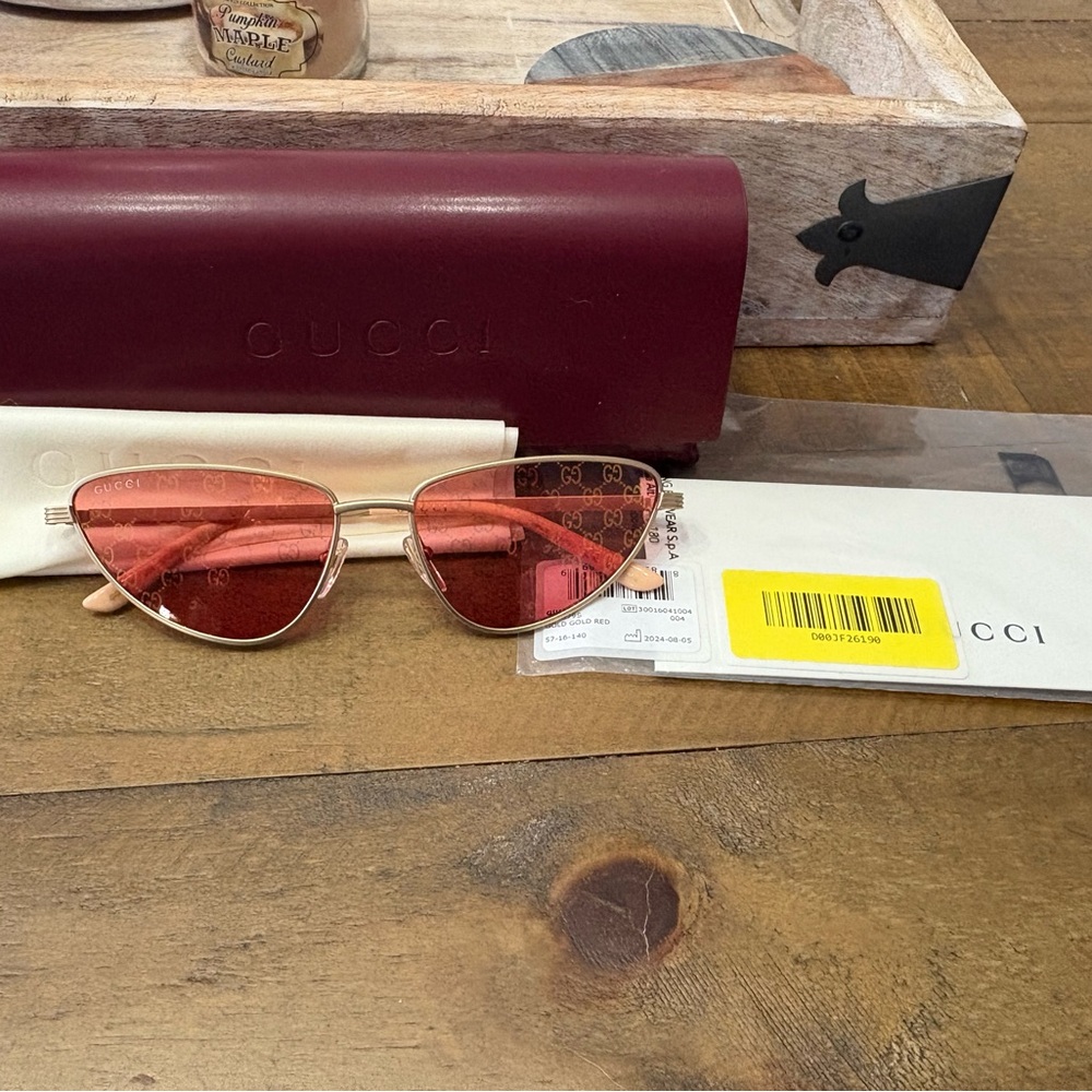 Gucci Women's Sunglasses with Monogram Lenses